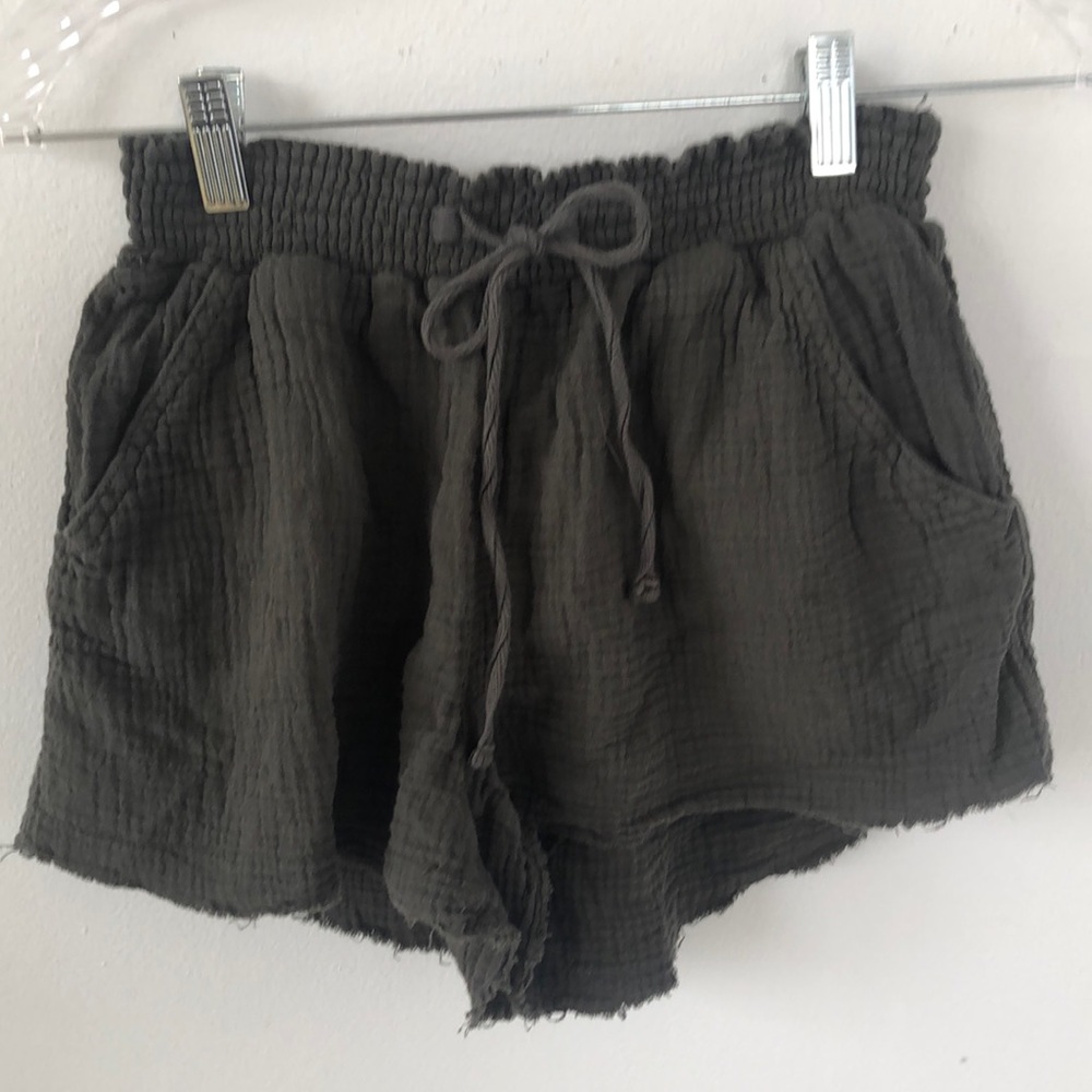 Rewash Brand‎ Olive Green Gauze Cotton Shorts Raw Hem Sz M - EUC